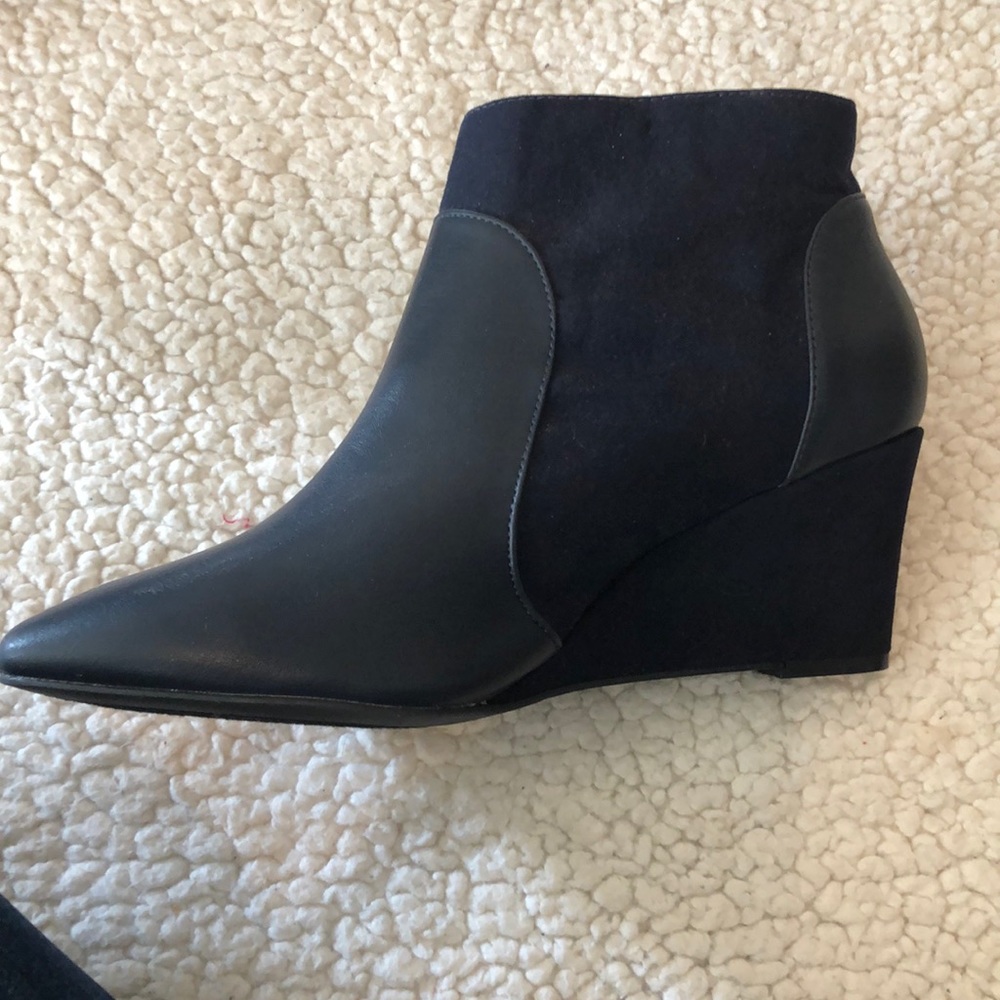 Dark Blue Wedges